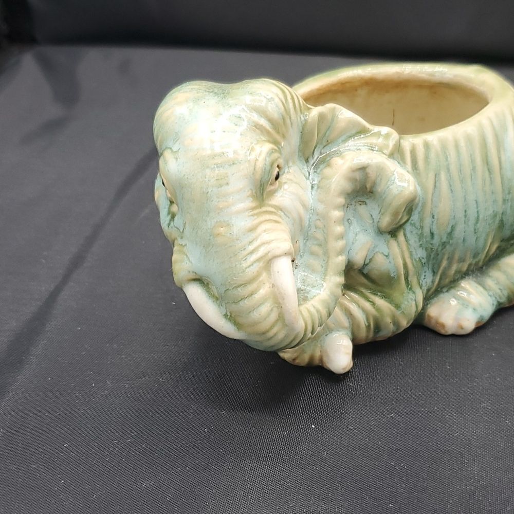 Elephant Ceramic Planter - Picture 2 of 10